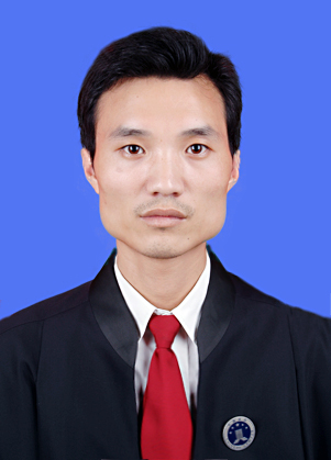 罗震.jpg